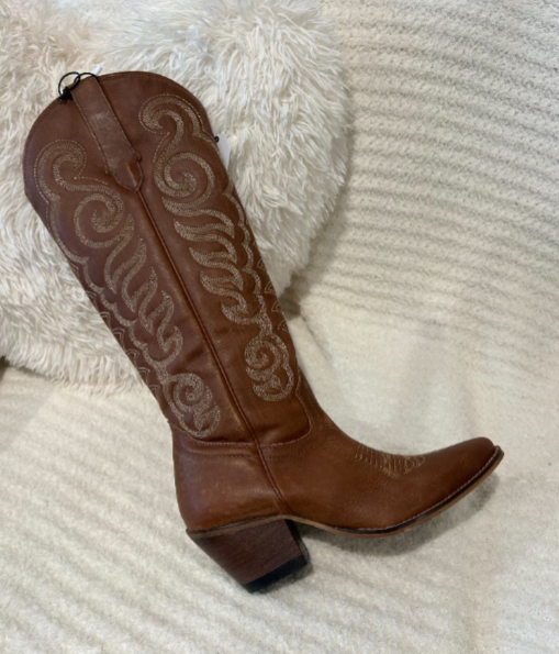 Myra nalejadra boots