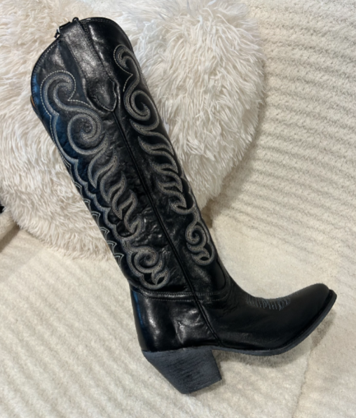 Myra nalejadra boots